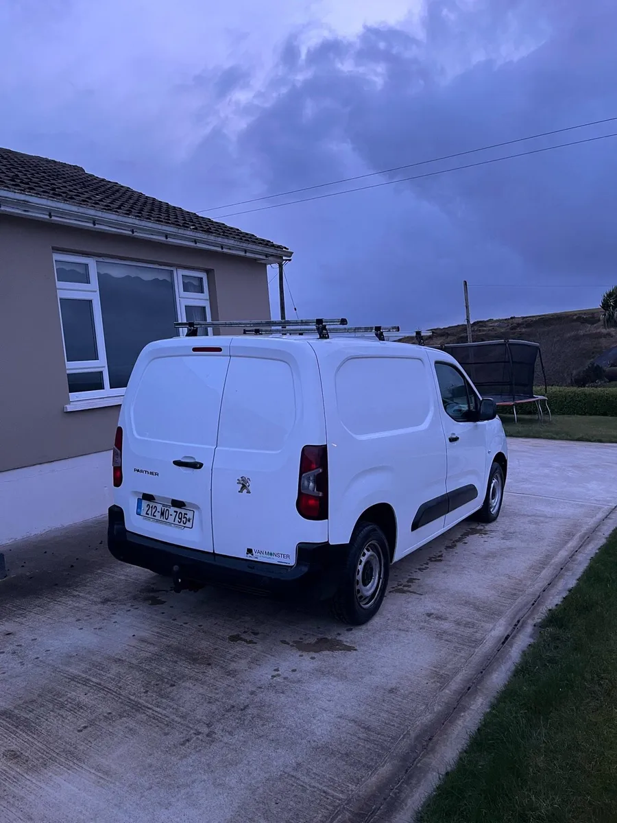 2021 Peugeot partner - Image 4