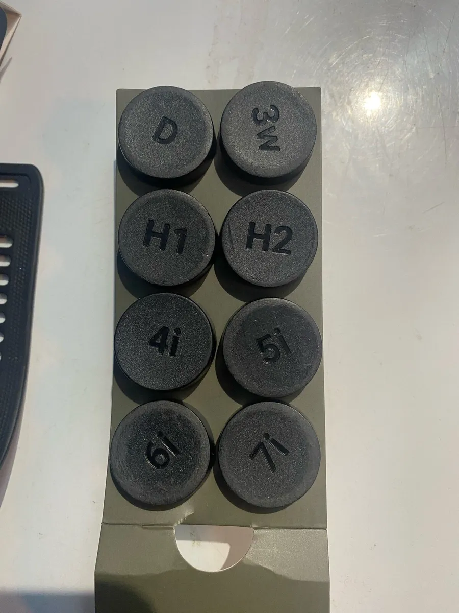 Shotscope GPS Golf watch & 16 x tracking tags - Image 2