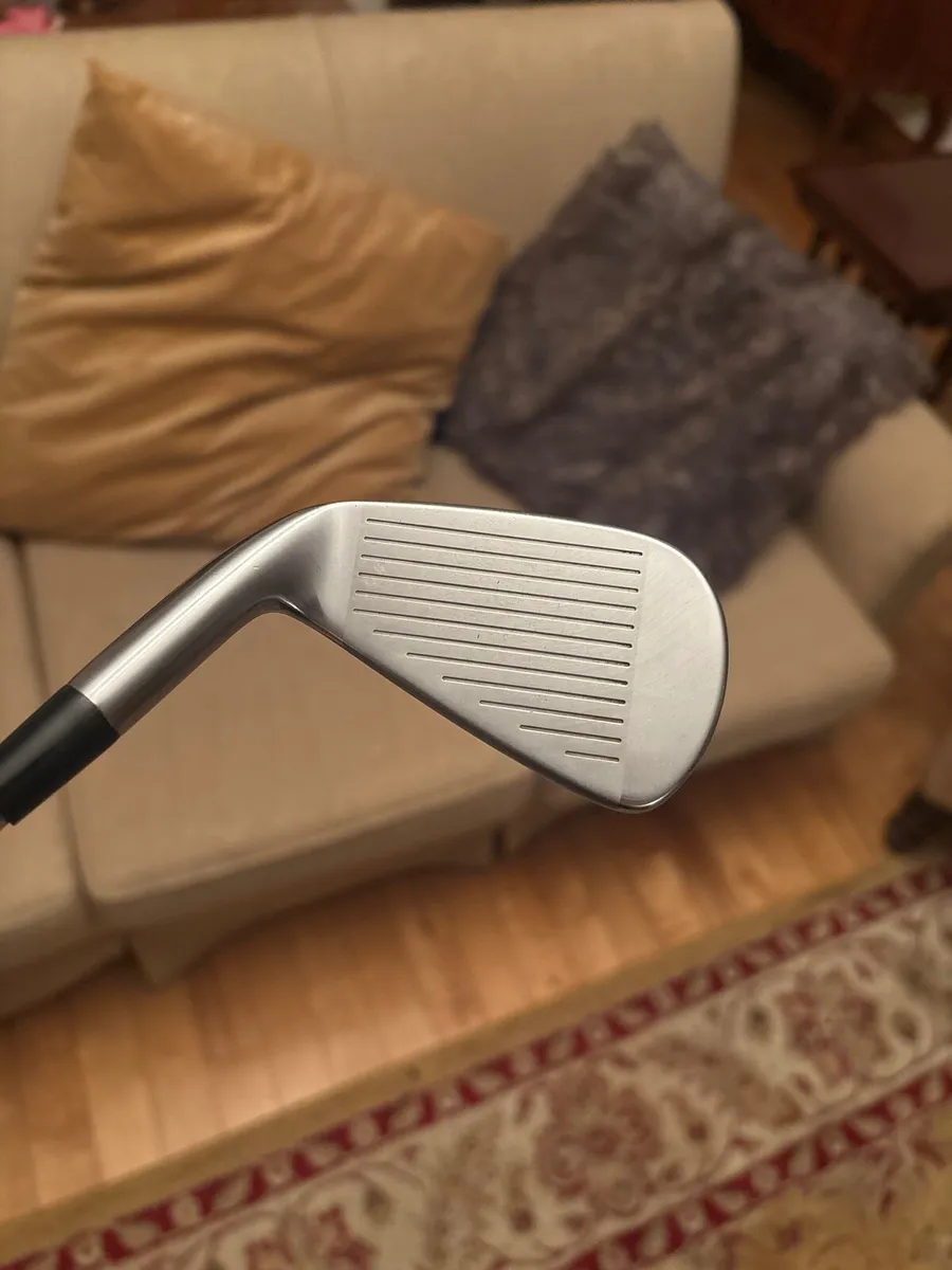 Golf irons - Image 2