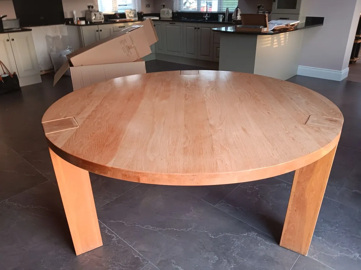 Oak kitchen table - Image 3