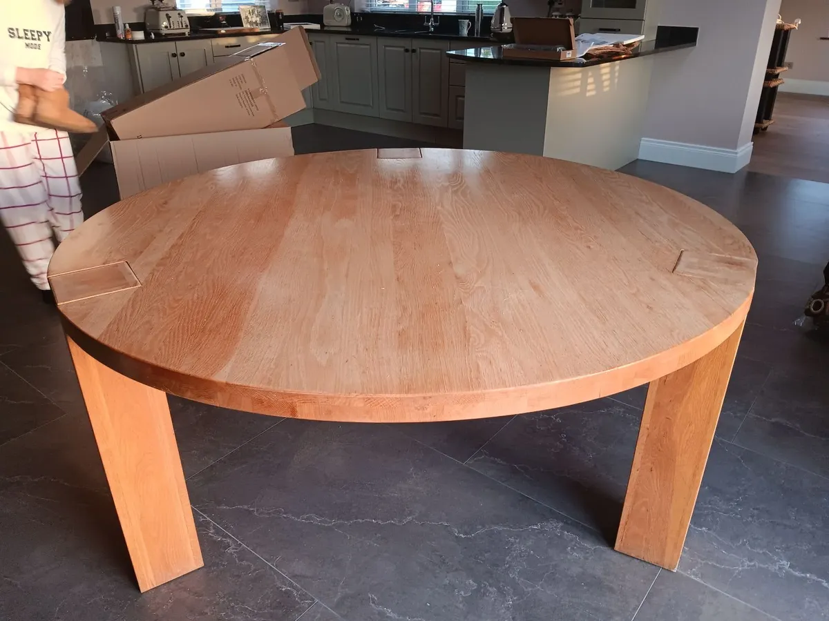 Oak kitchen table - Image 4
