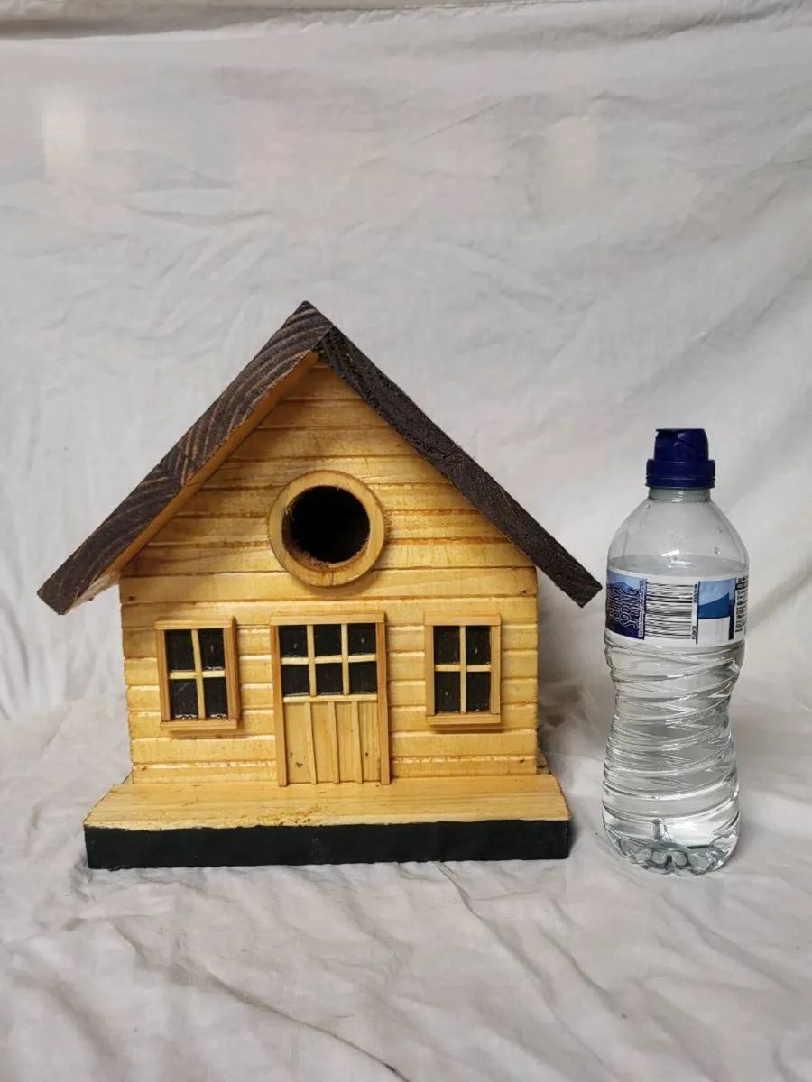 Bird house - Image 1