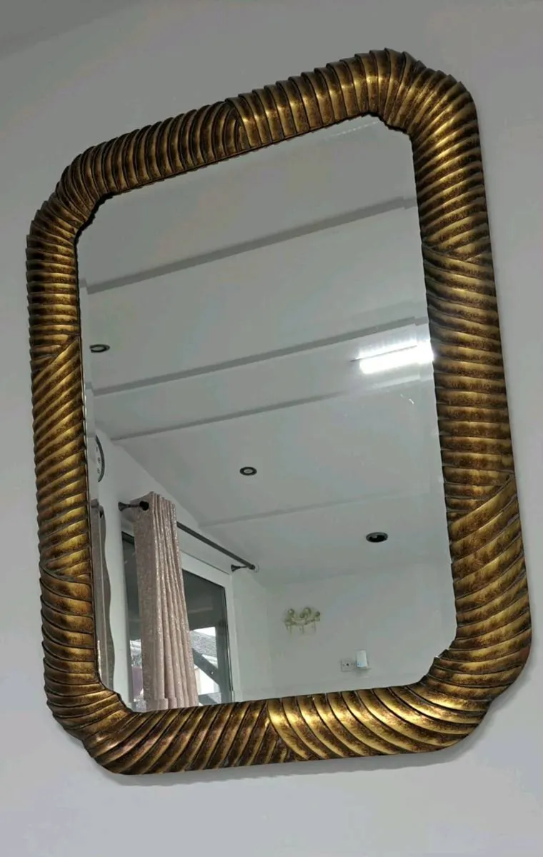 MIRROR - Image 1