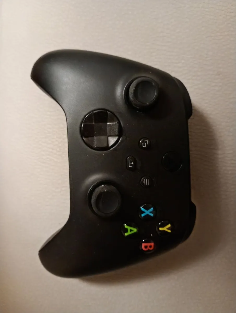 Xbox series x - Image 1