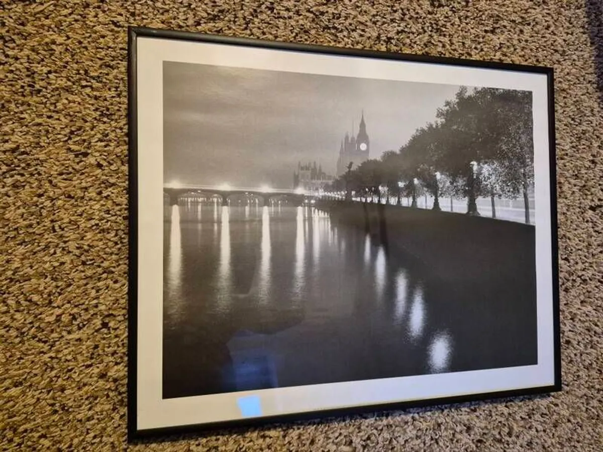 River Thames and Big Ben framed lithograph - Image 3