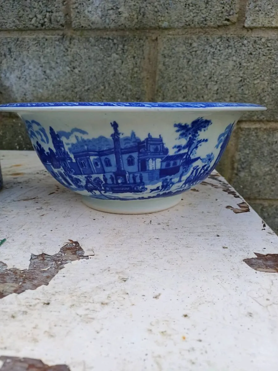 Vintage Victoria Ware Bowl - Image 2