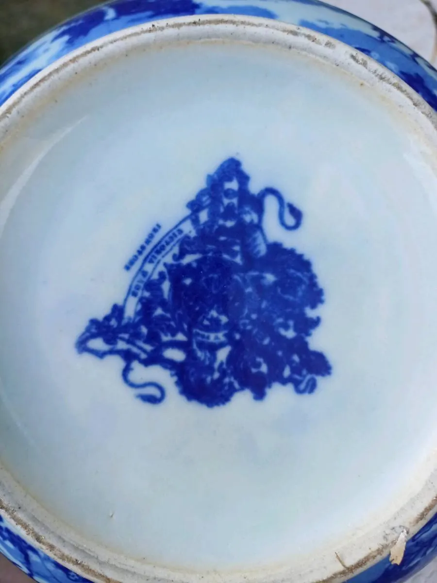 Vintage Victoria Ware Bowl - Image 4