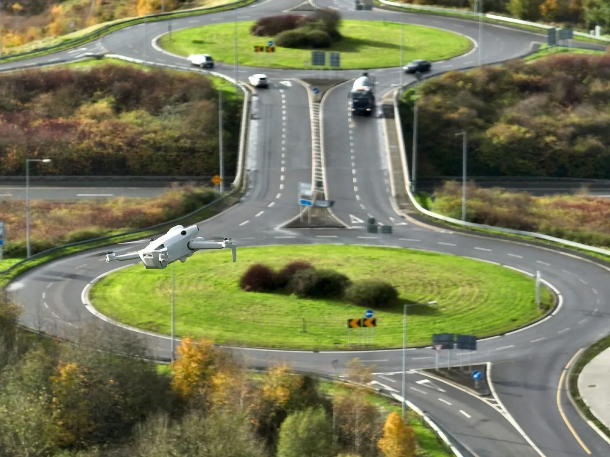 DJI Mini 4 Pro - Image 1