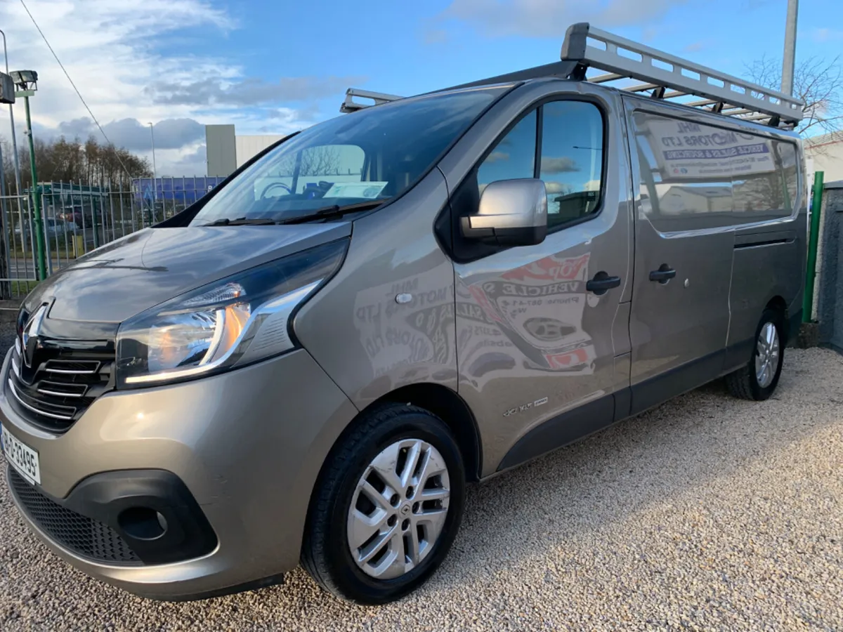 Renault Trafic 2018 sport 145bhp only 108kms - Image 4