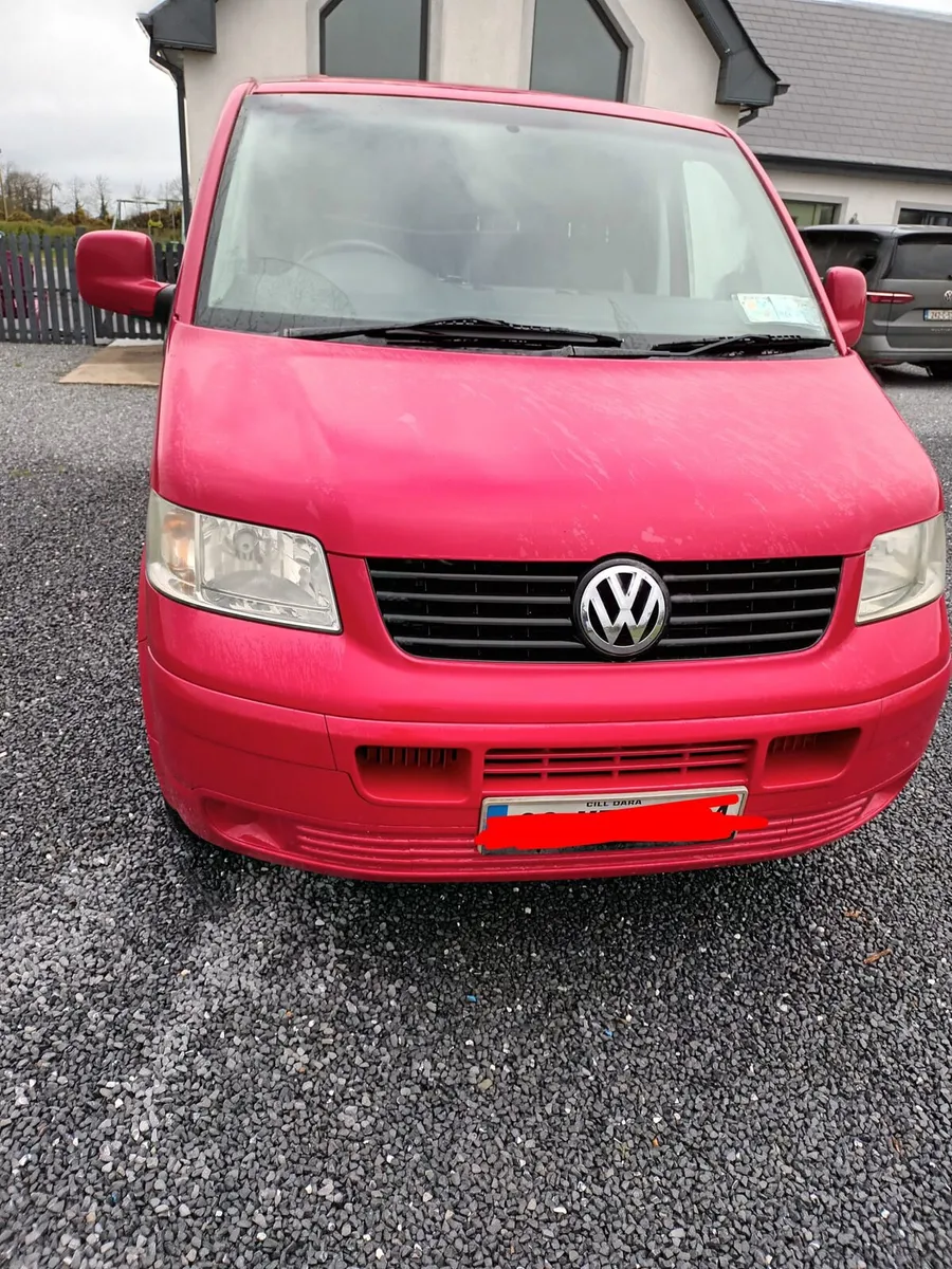 VW Transporter T5 - Image 1