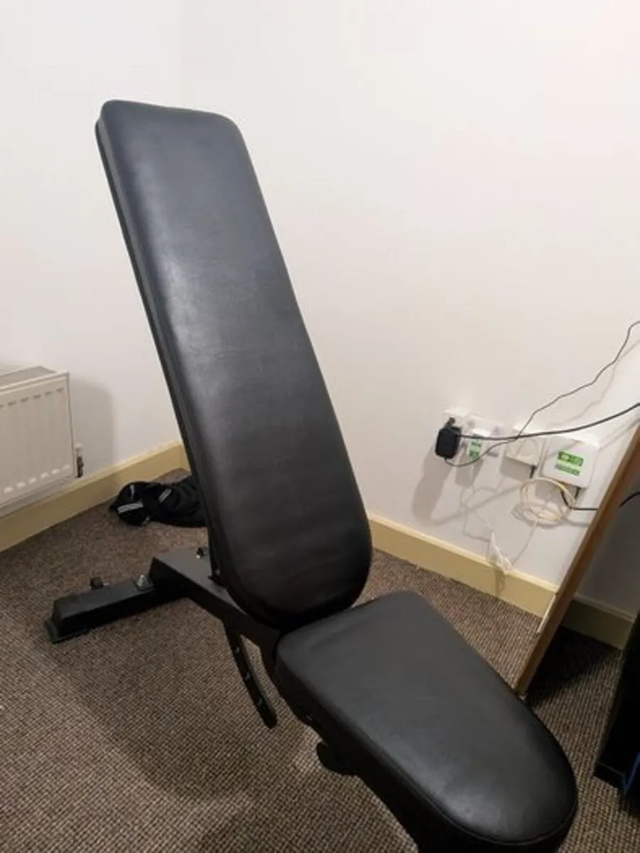 Bolt Bench Press and 2x 15kg Hex Dumbbells - Image 1