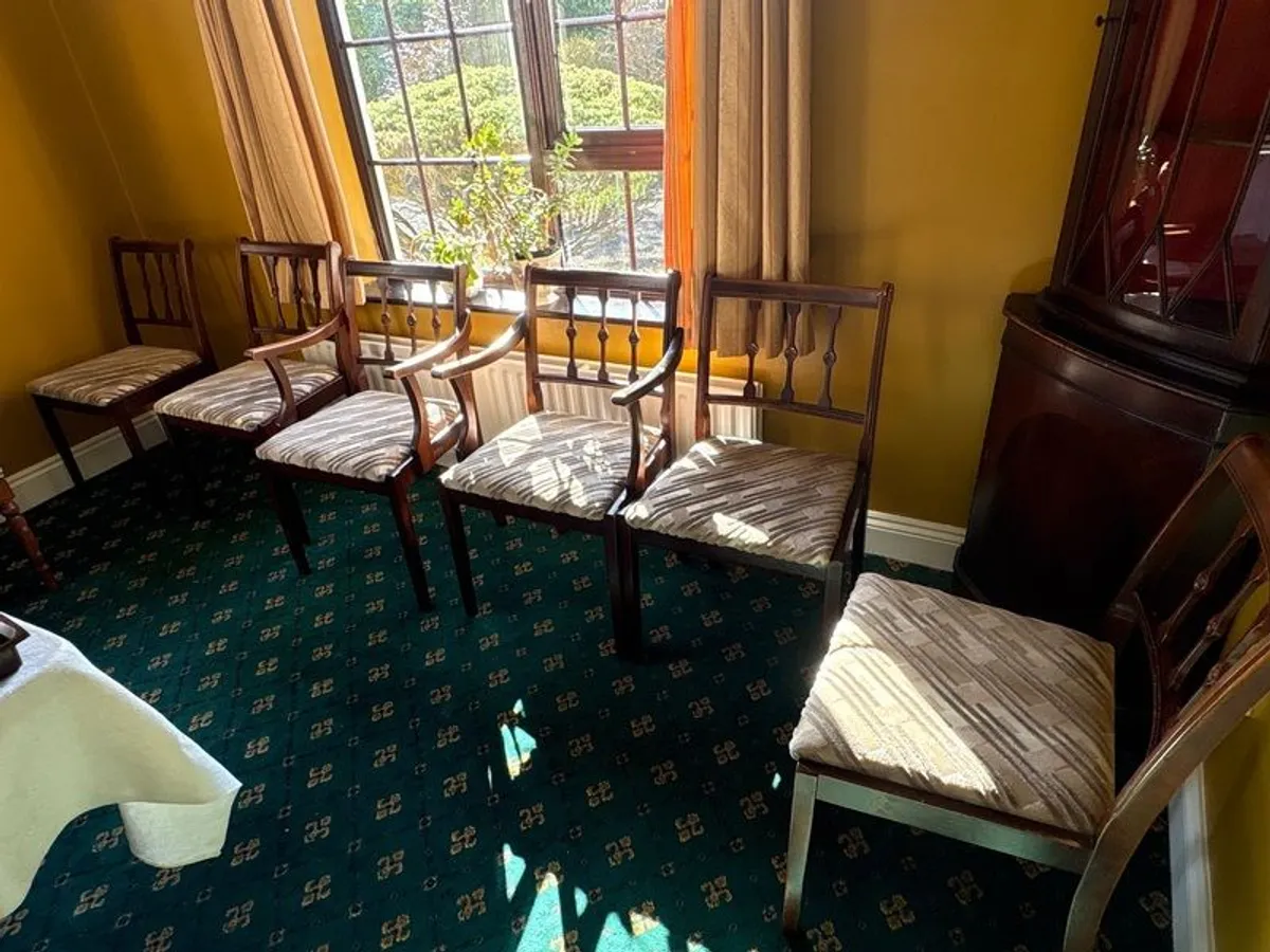 Antique dining table - Image 3