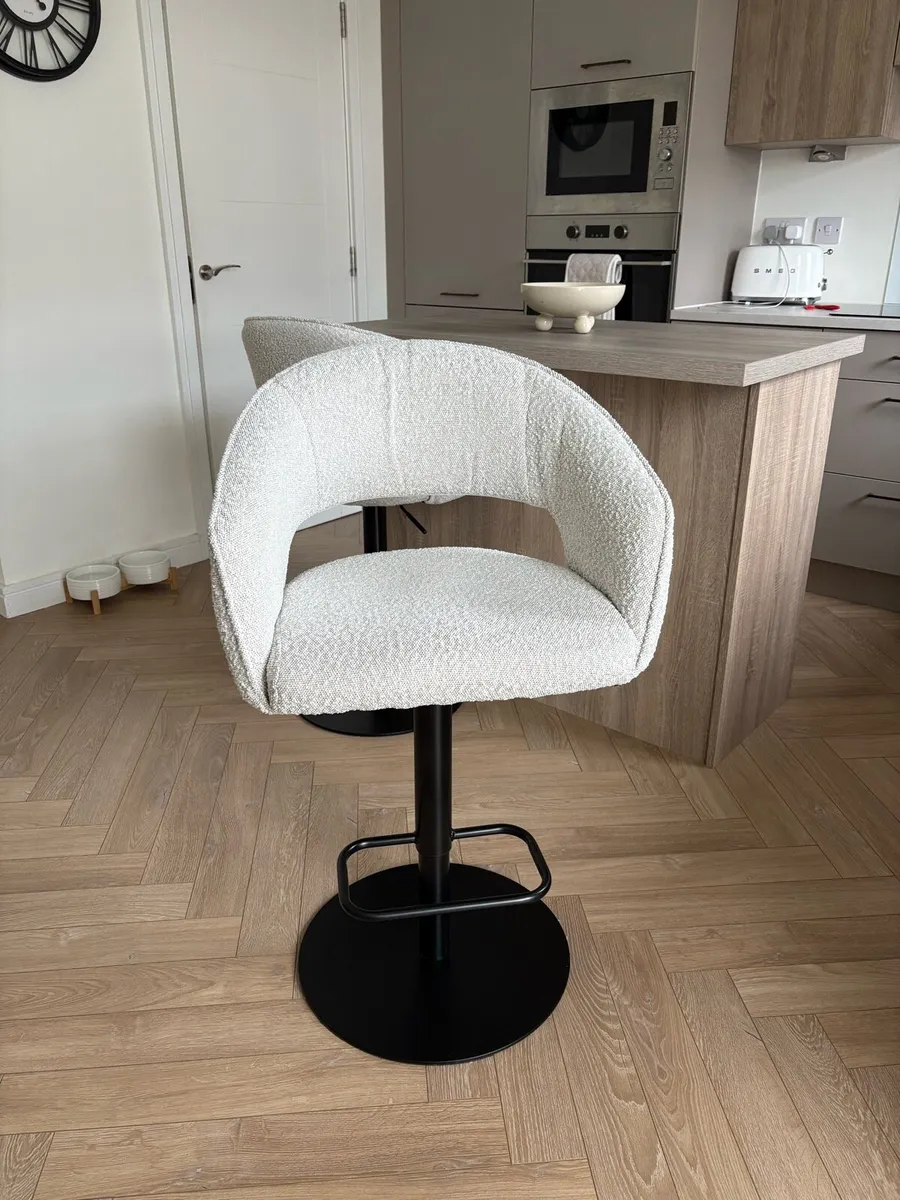 Beige swivel barstool - Image 2