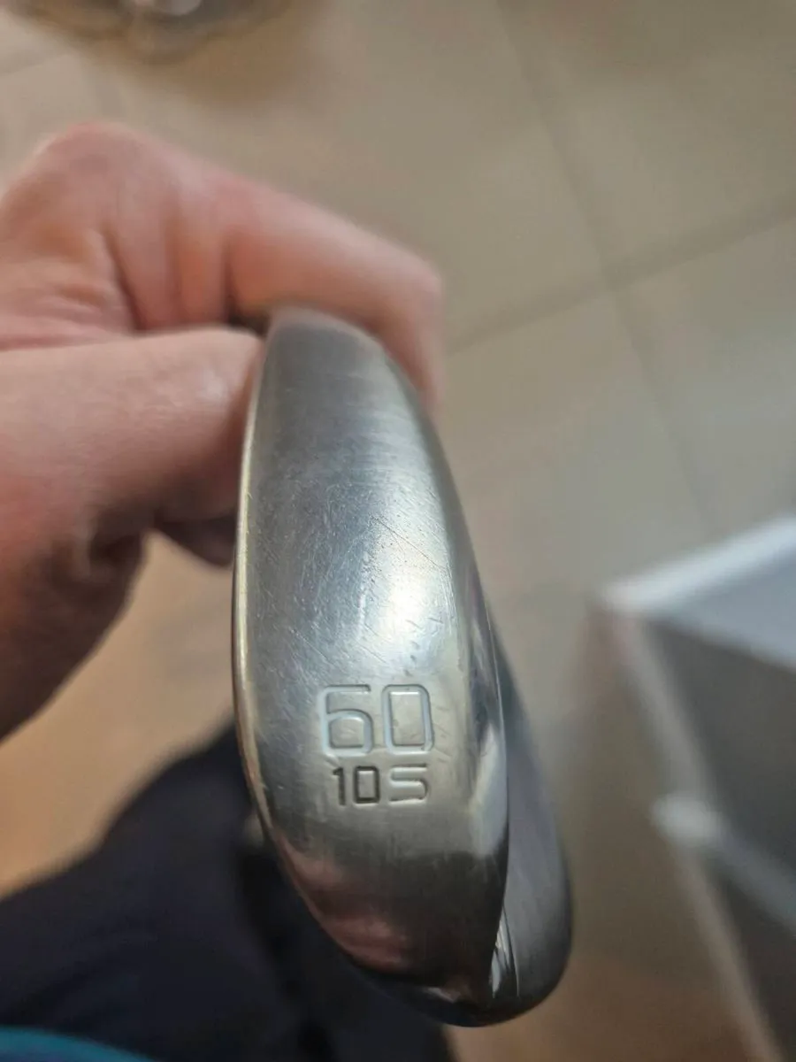 Titleist vokey SM8 60 degree wedge - Image 3