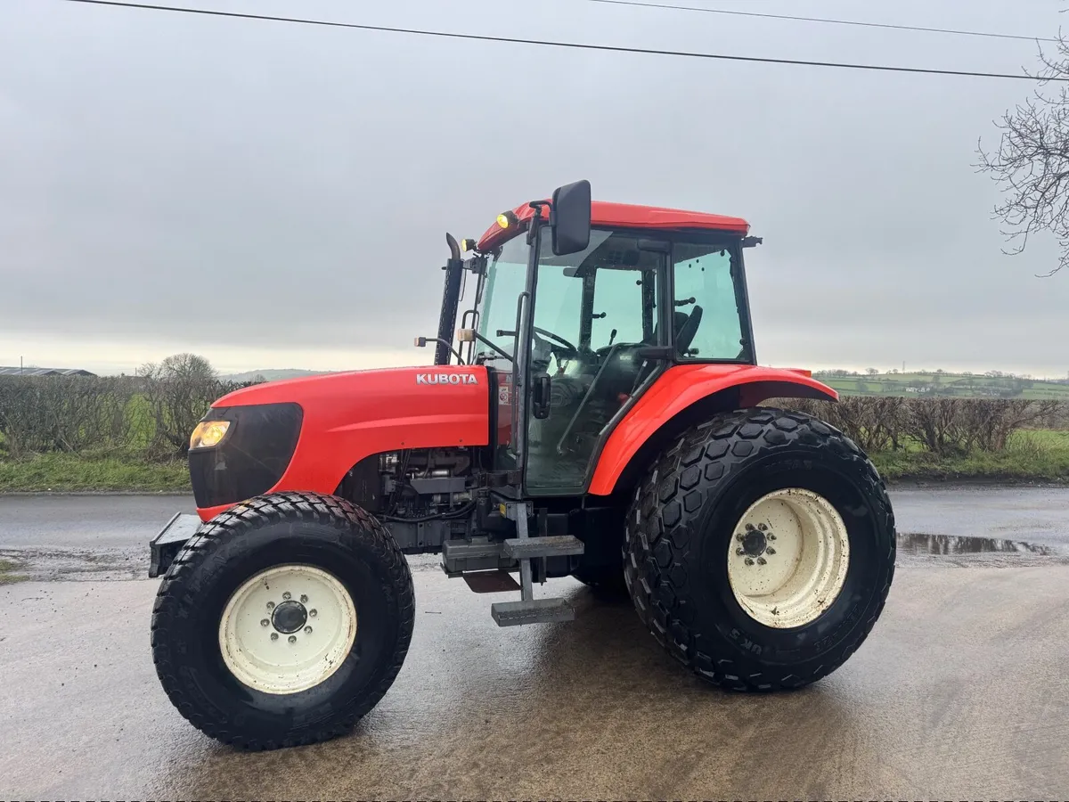 Kubota Tractor - Image 1