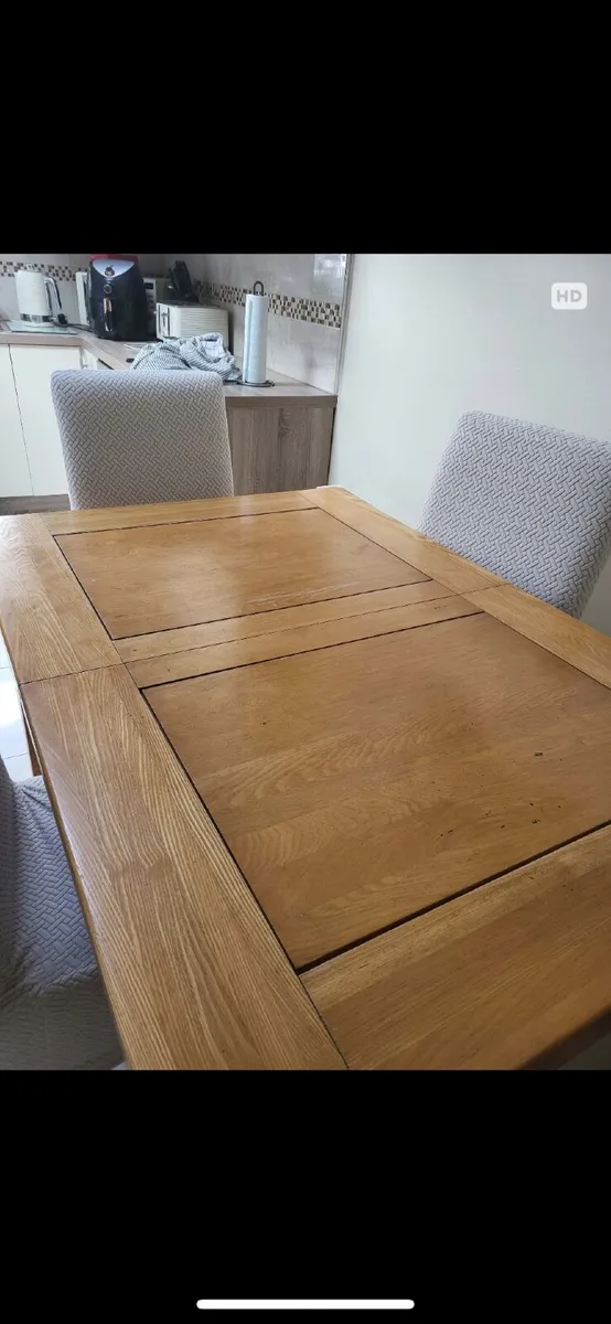 Kitchen table - Image 2