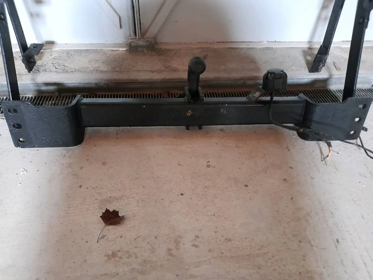 Tow bars/ Renault Traffic - Image 4