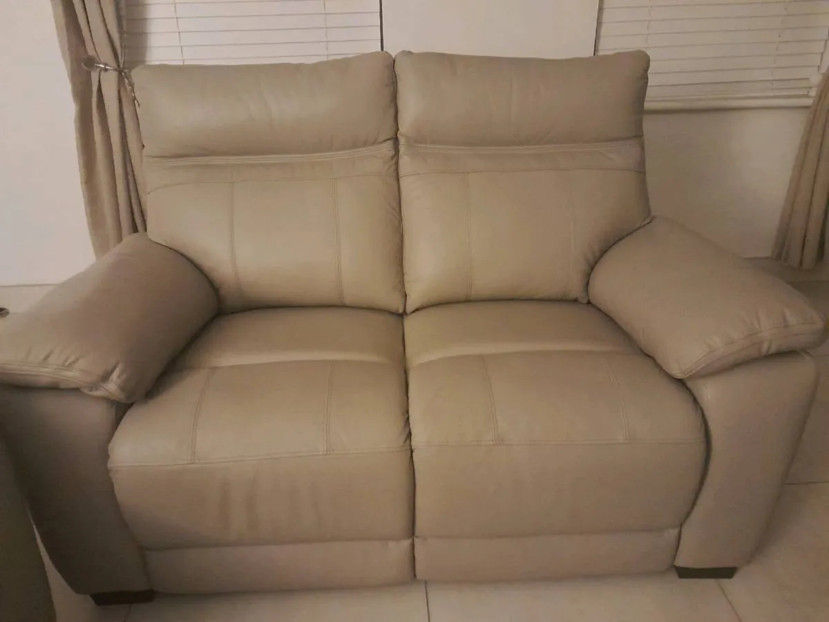 3 +2 seater matching sofa - Image 2