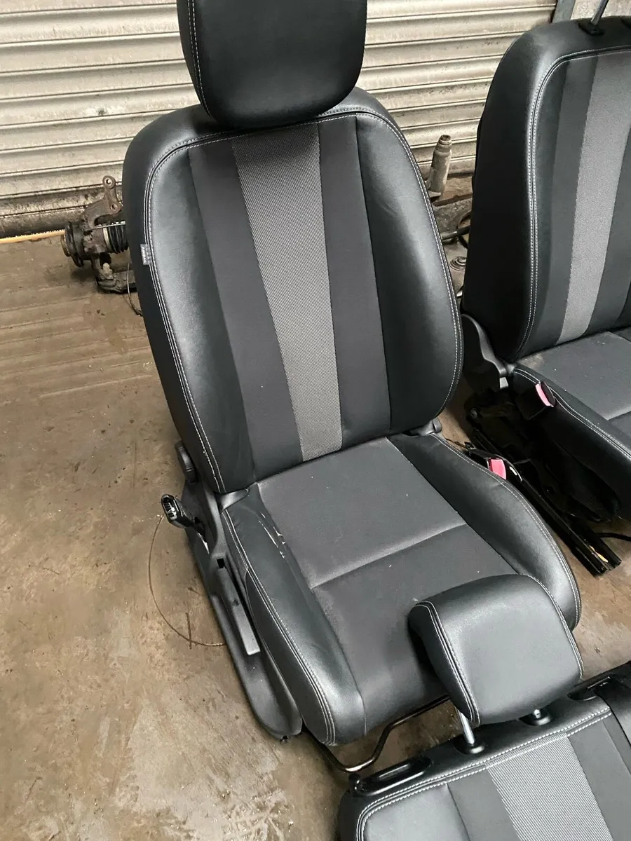 Half leather interior and door cards Renault Megan - Image 3