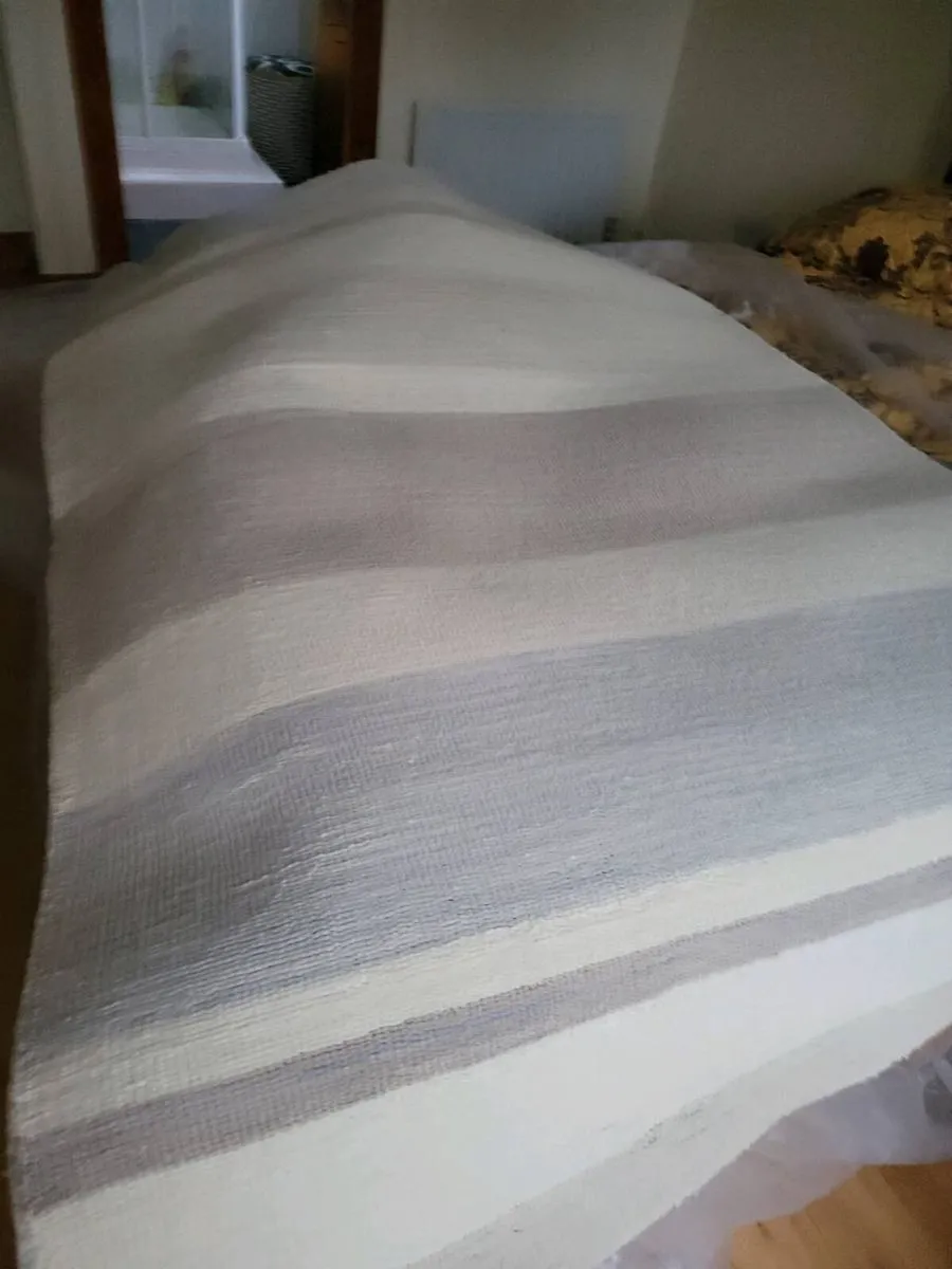 100% wool rug - Image 3