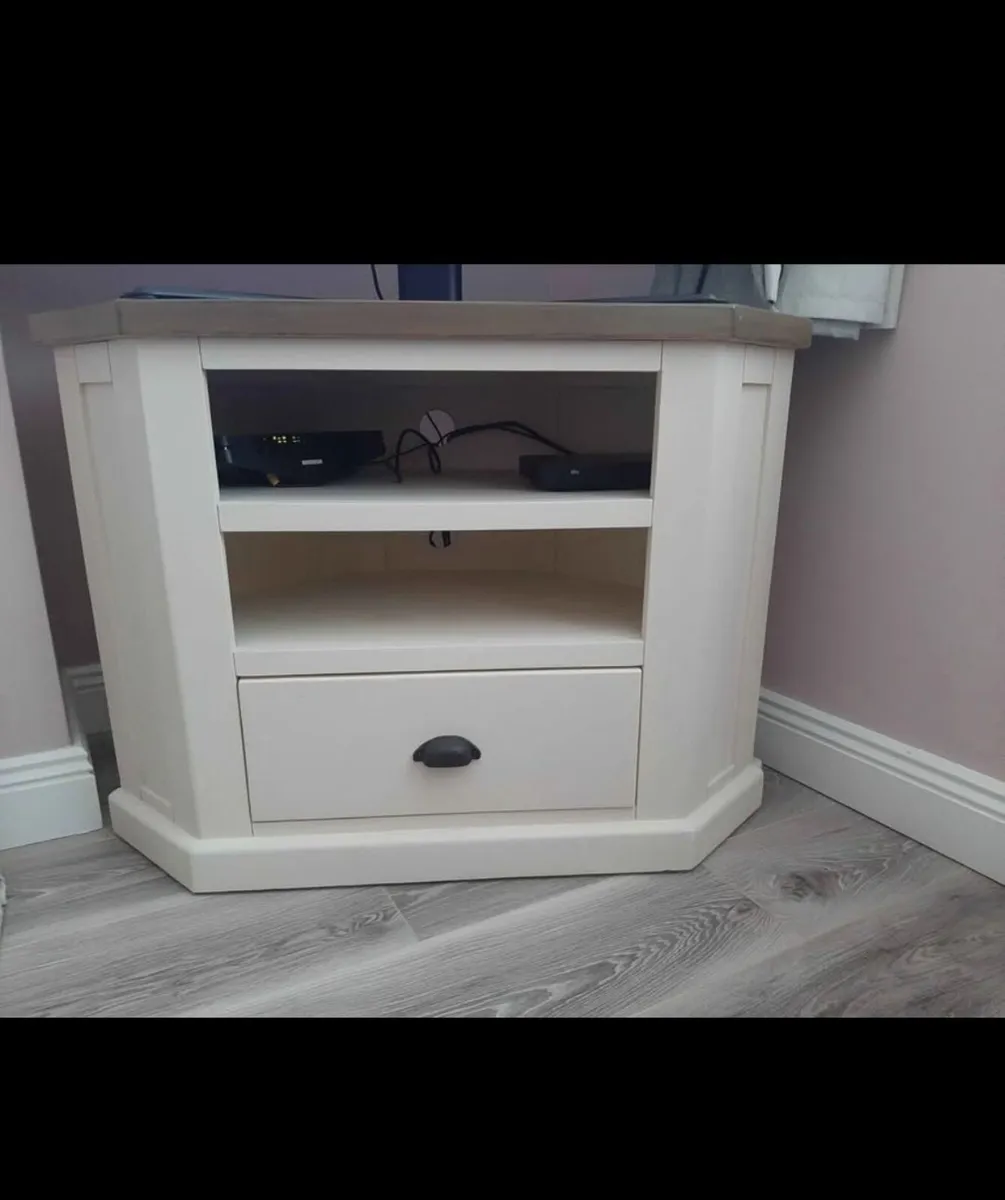 Corner Tv Unit-Open to offers - Image 2