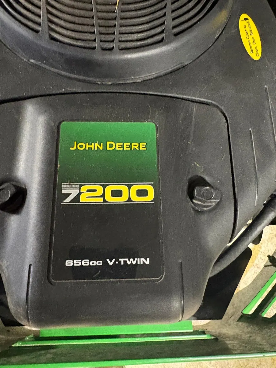 John Deere ZeroTurn Z335E - Image 2