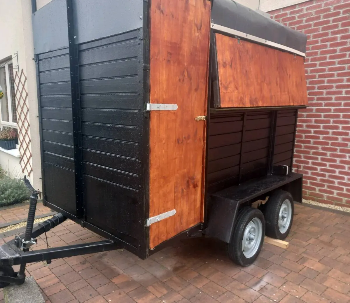 Horsebox Coffee Trailer - Image 3