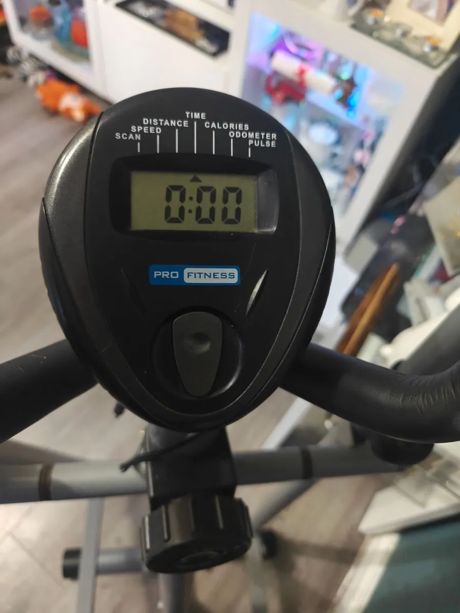 Pro Fitness Aerobic Bike - Image 3