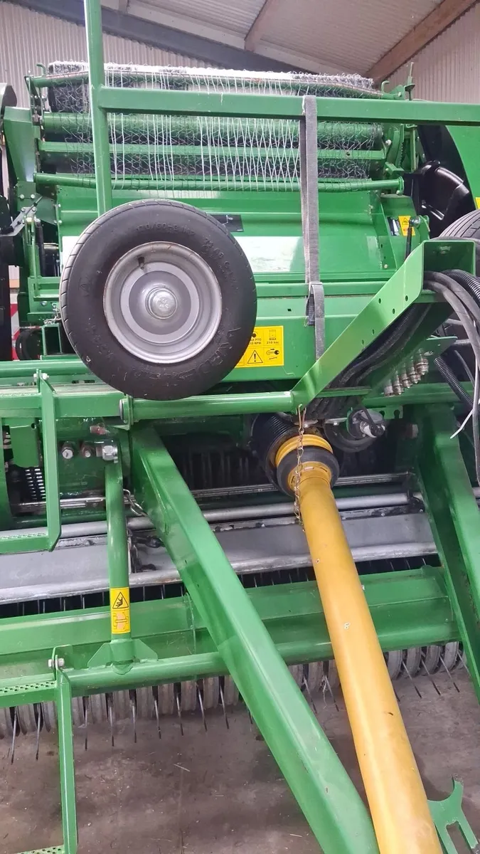 Mchale round baler F5500 - Image 1