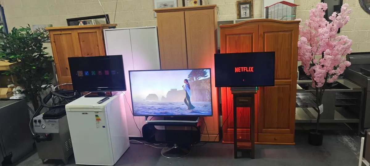 LONGFORD SECOND HAND SHOP - Image 1