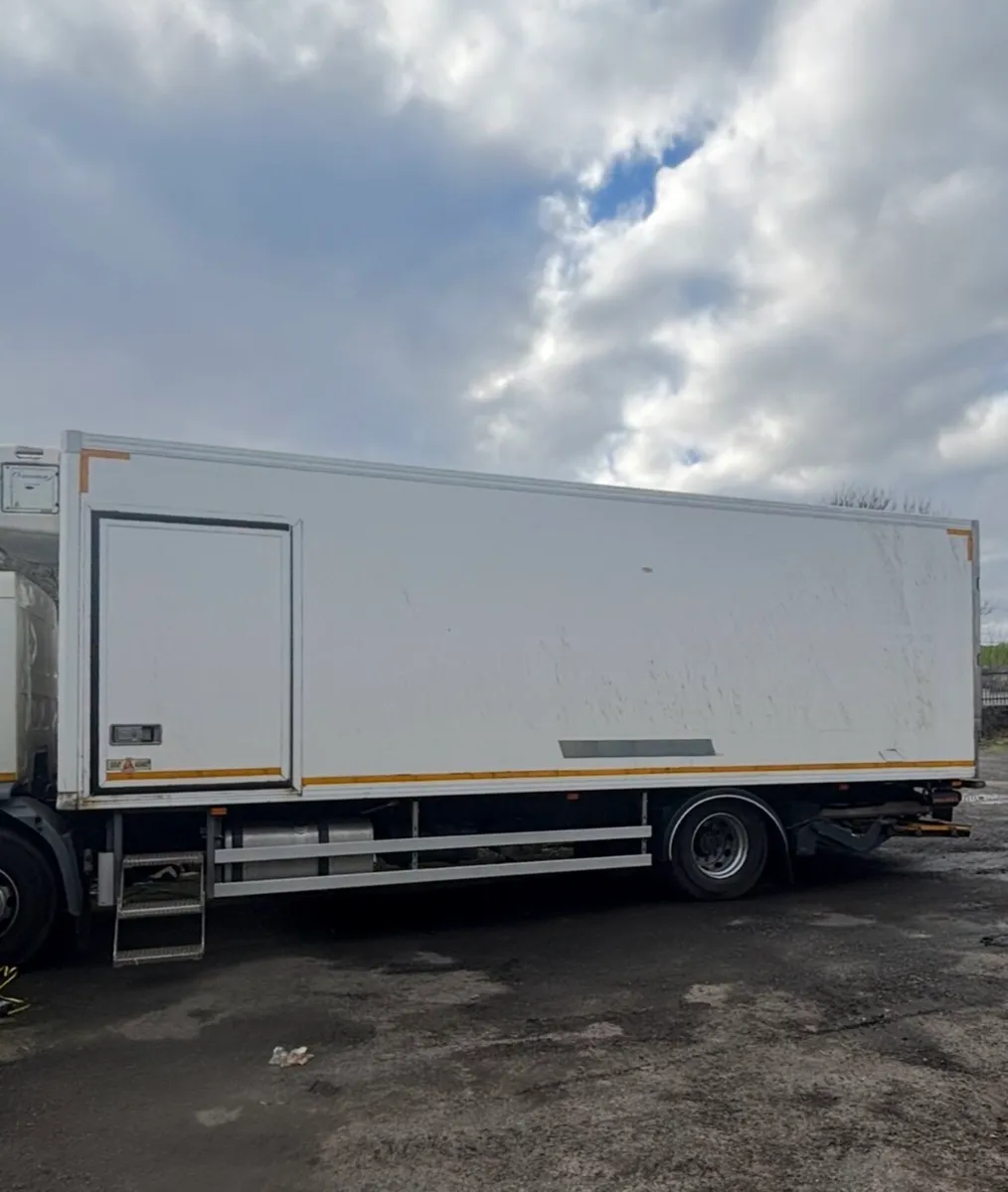 Fridge freezer Box van, storage! - Image 1