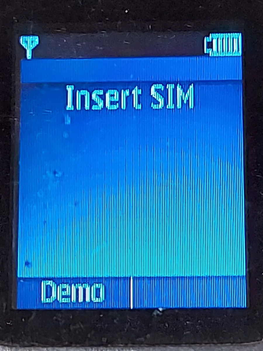 Nokia 100 Mobile Phone, mint condition - Image 2