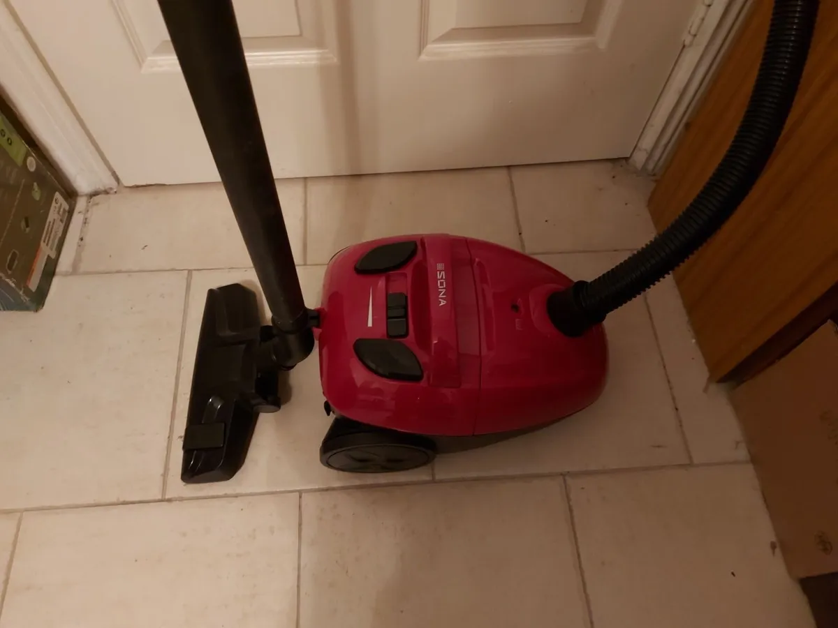 SONA Vacuum Cleaner, Great Suction - Image 1