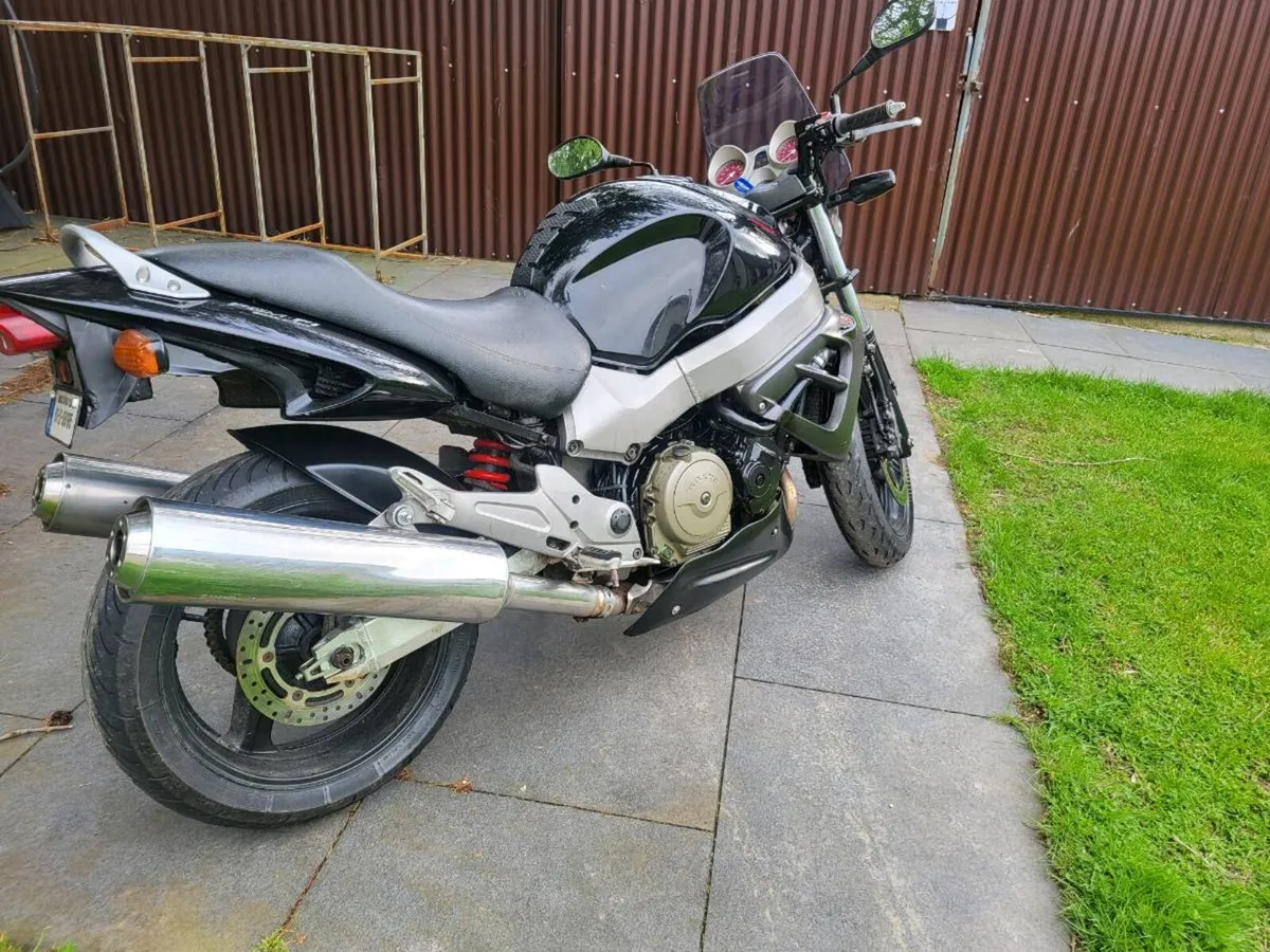 Honda motorcycle - Image 1