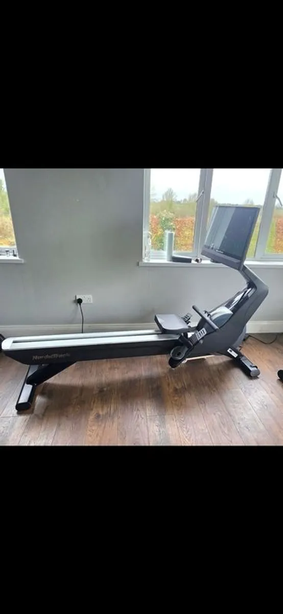 Nordictrack Rw900 rower rowing machine - Image 1