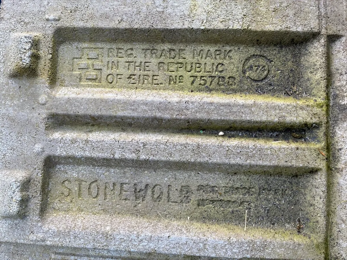 Roof tiles - Image 3