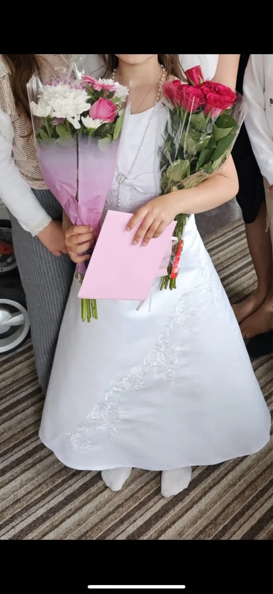 Communion dress - Image 3