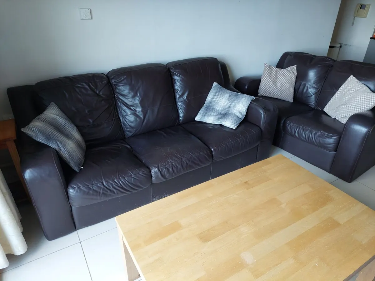 2 & 3 Seater Couches - Image 3