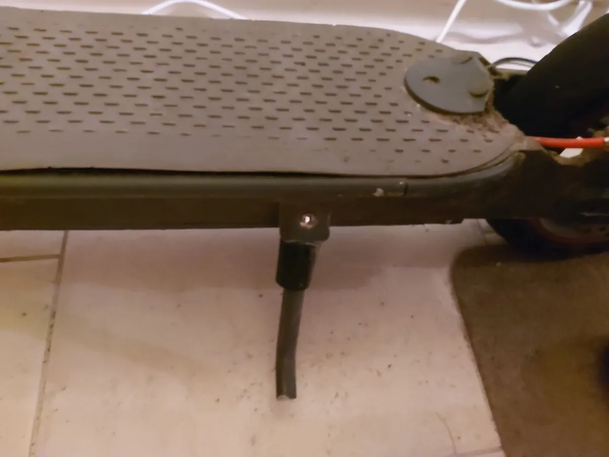 2 Electric Scooters with 1 Charger, working fine, - Image 4