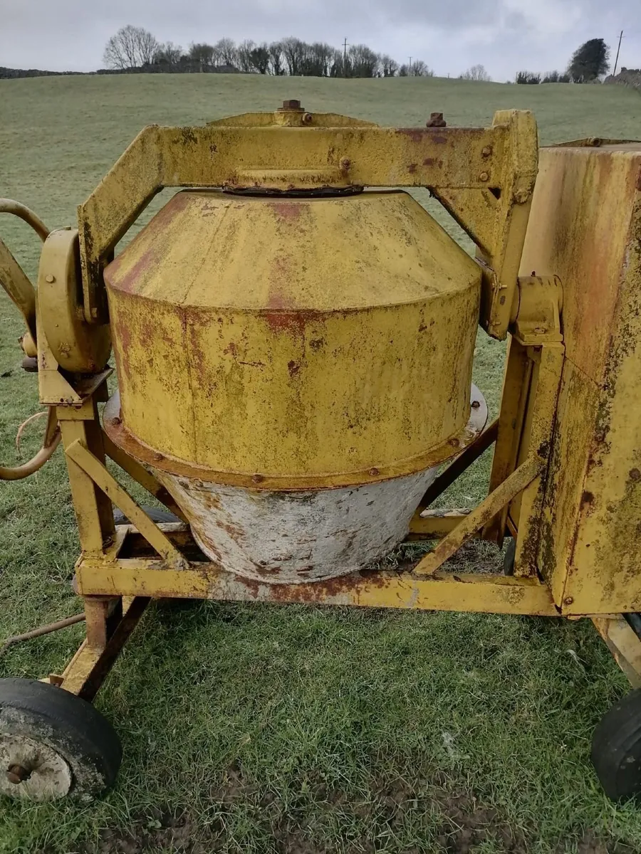 Cement Mixer - Image 2