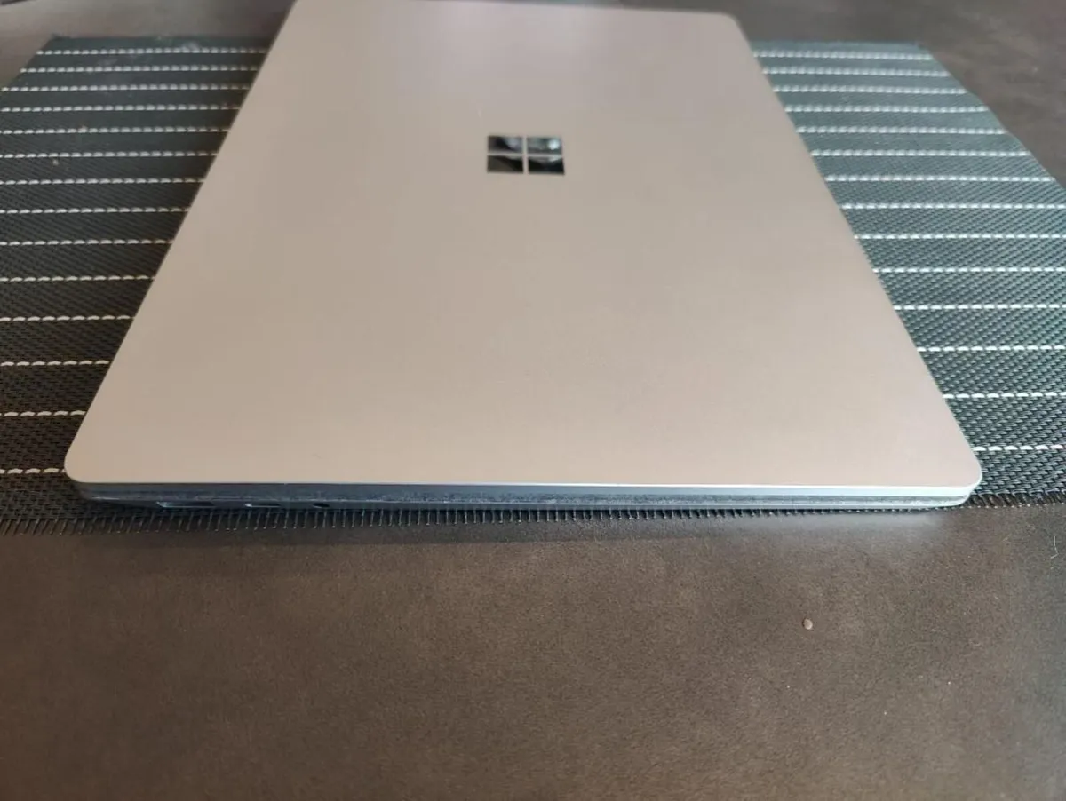 Microsoft Surface Laptop 3 Win 11 Pro I5 8GB 256GB - Image 4
