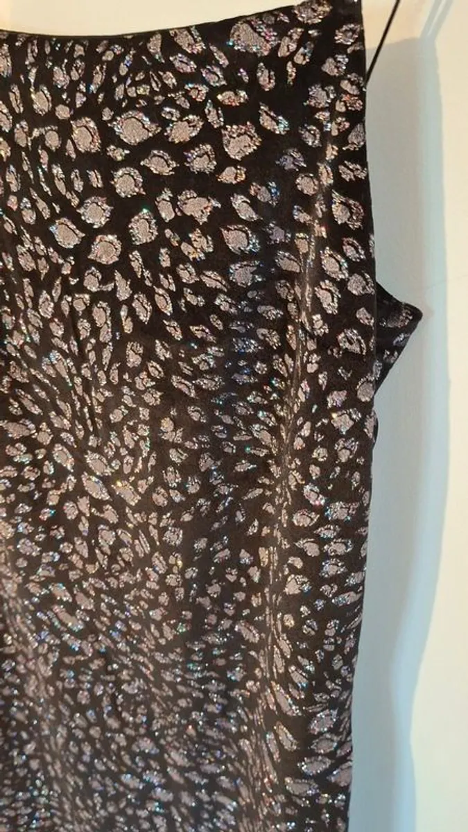 Topshop Black Leopard Print Sparkly Bodycon Dress - Image 3