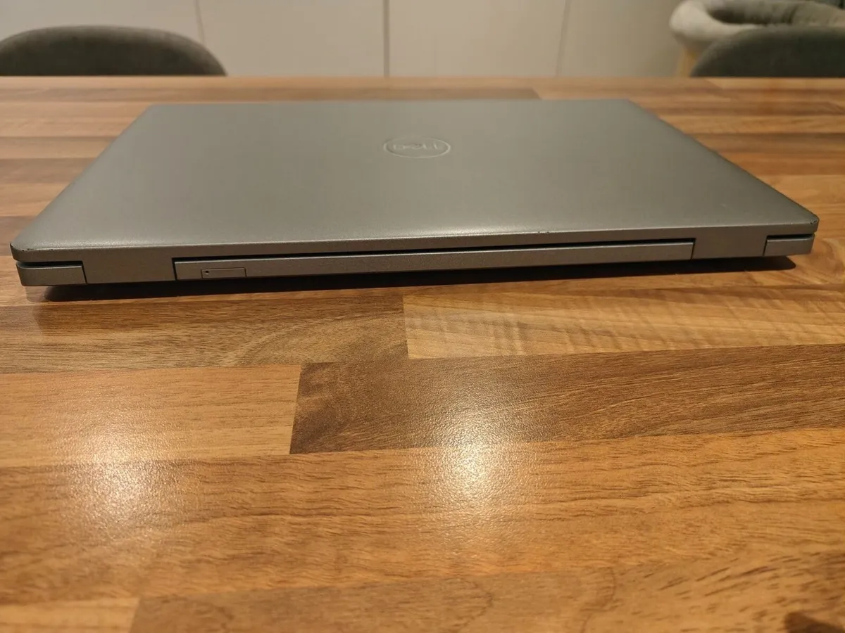 Dell Latitude 5530 | i5 (12th gen) | 16GB | 15.6" - Image 4