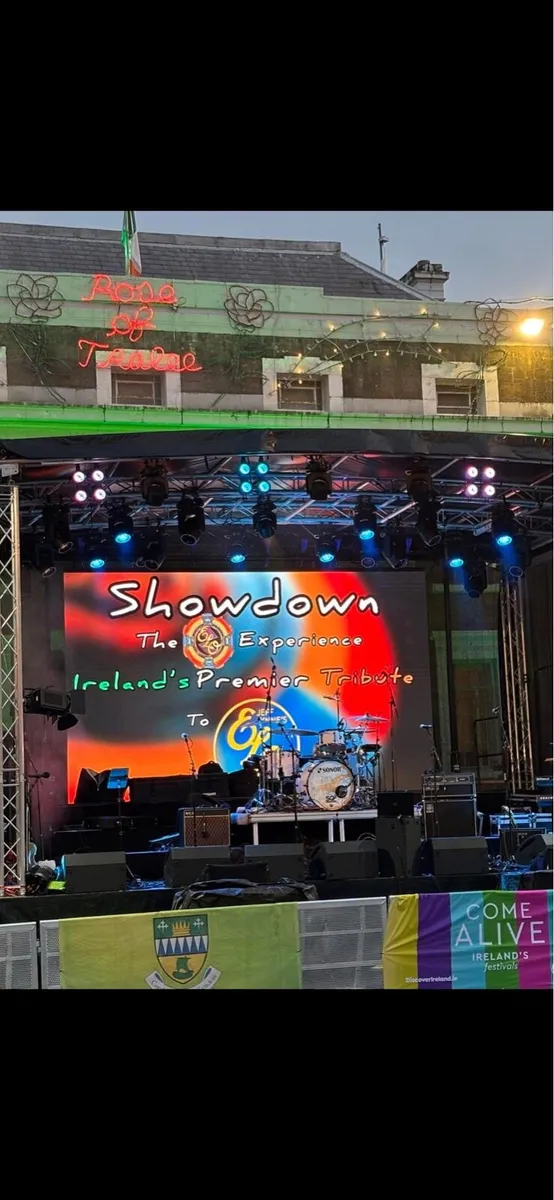 ELO showdown tickets Dolans