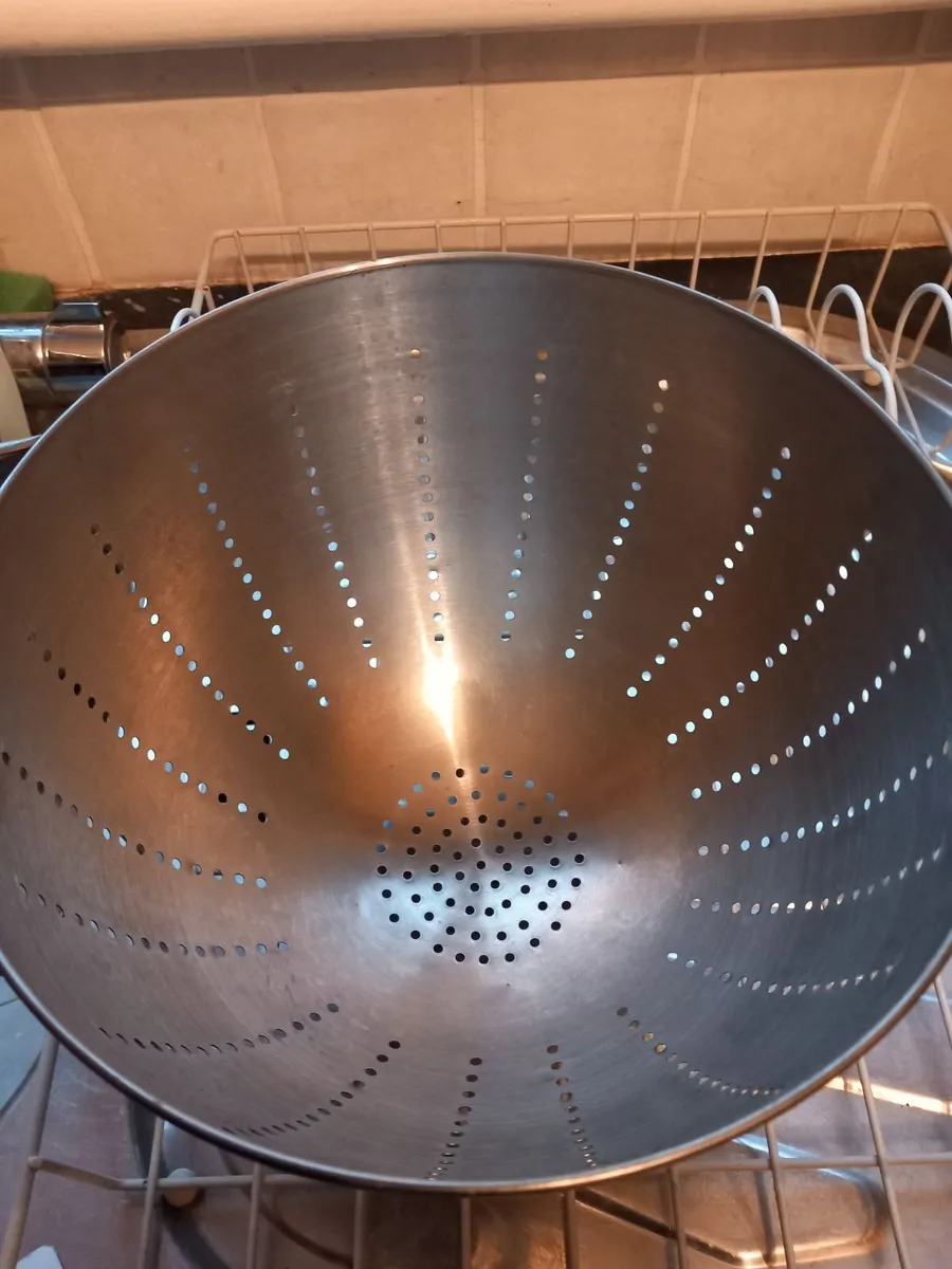 Colander free to take - Image 2