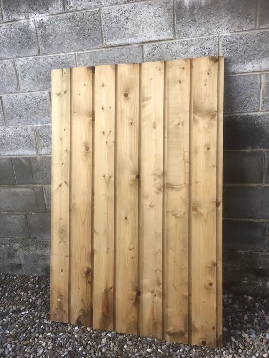 Brand New Wooden Gate - Image 3