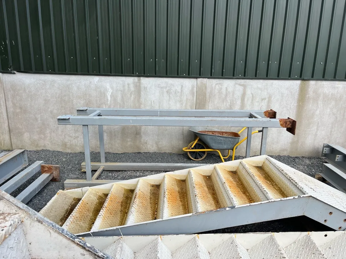 Steel Stairs - Image 2