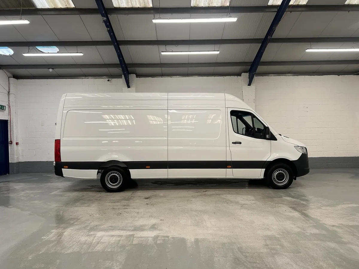 2025 Mercedes-Benz Sprinter Panel Van - Image 4