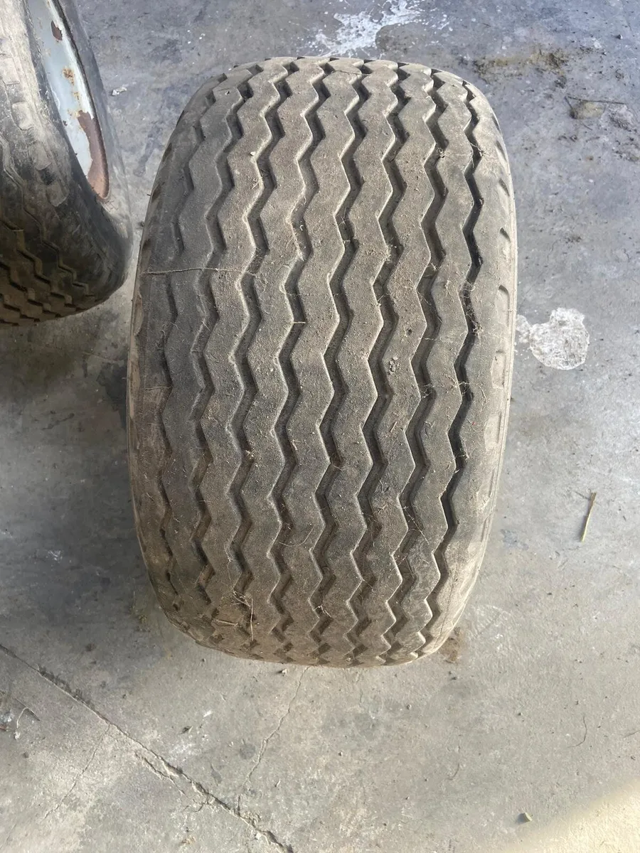 400/60-15.5 - Image 1