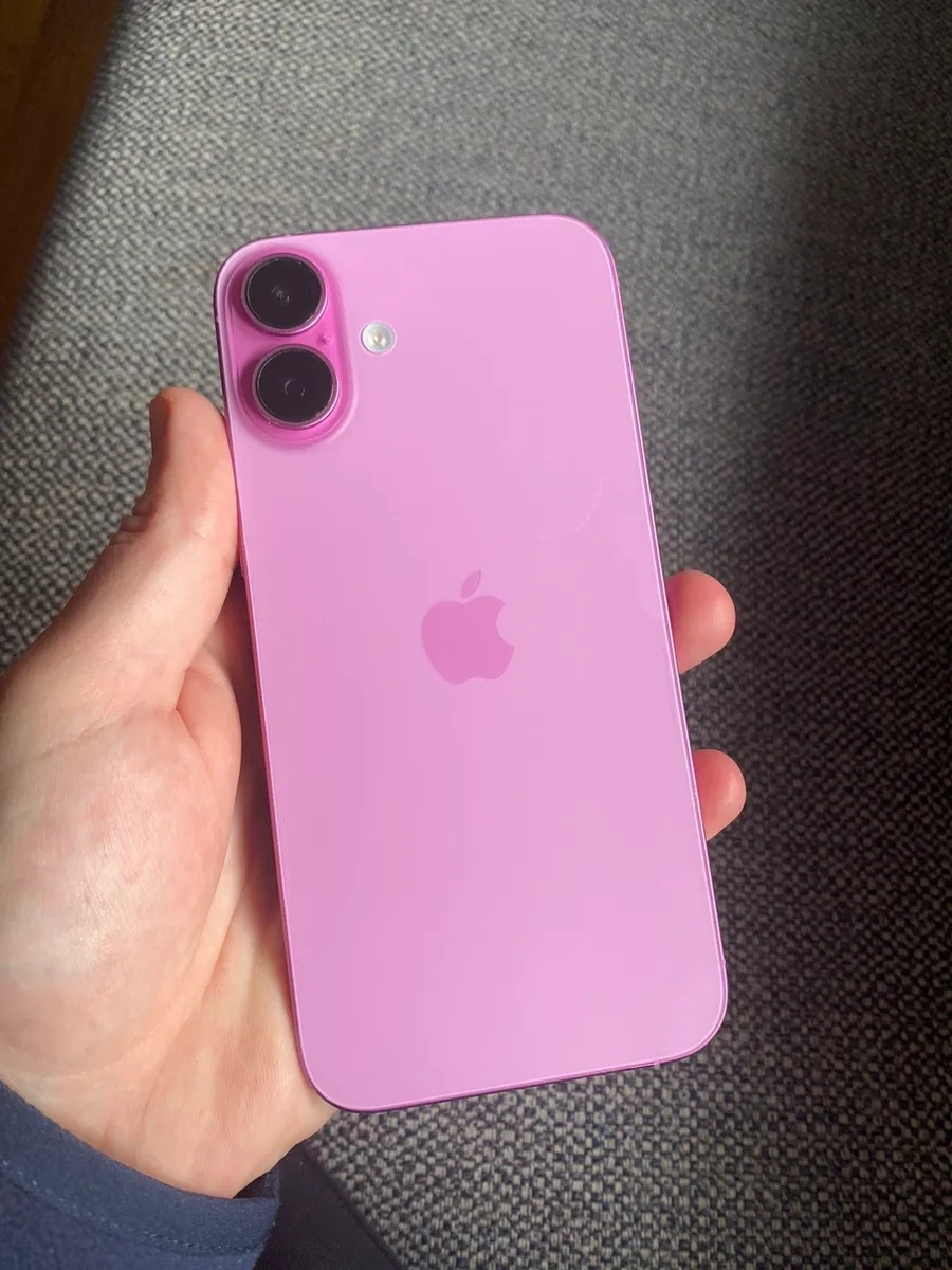 Apple IPhone 16 plus 128gb unlocked 97% battery - Image 4